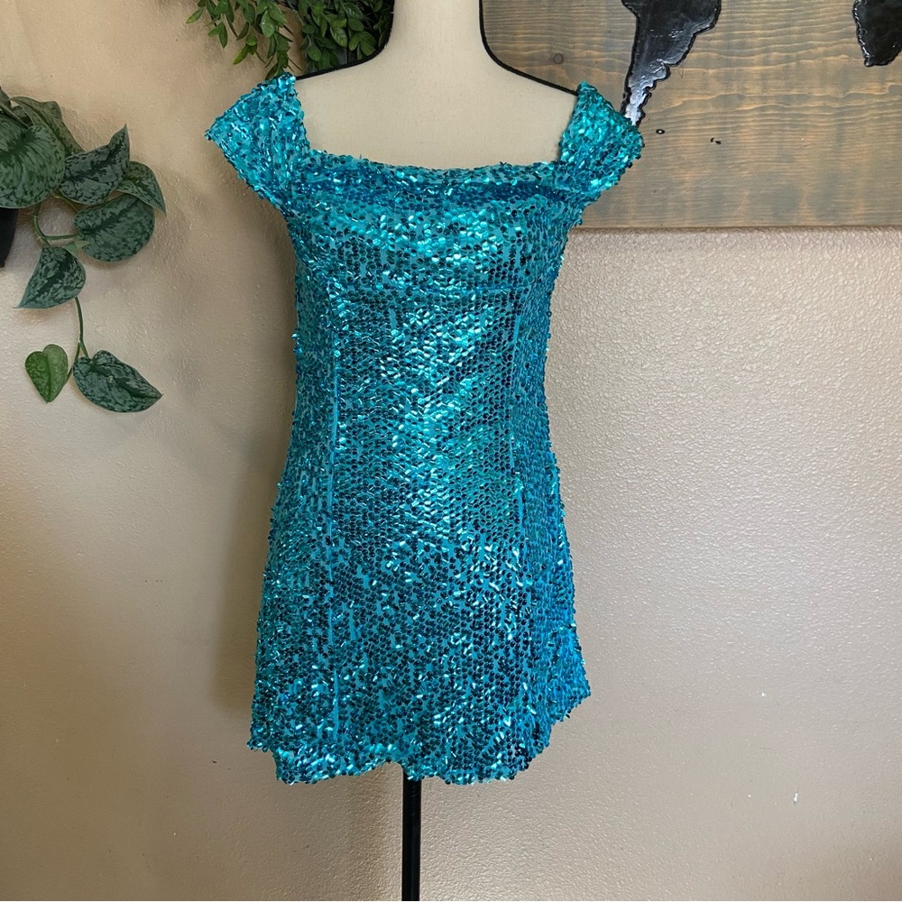 NWOT Lulus Glittering Nights Aqua Blue Sequin Off-the-Shoulder Mini Dress - Picture 2 of 9
